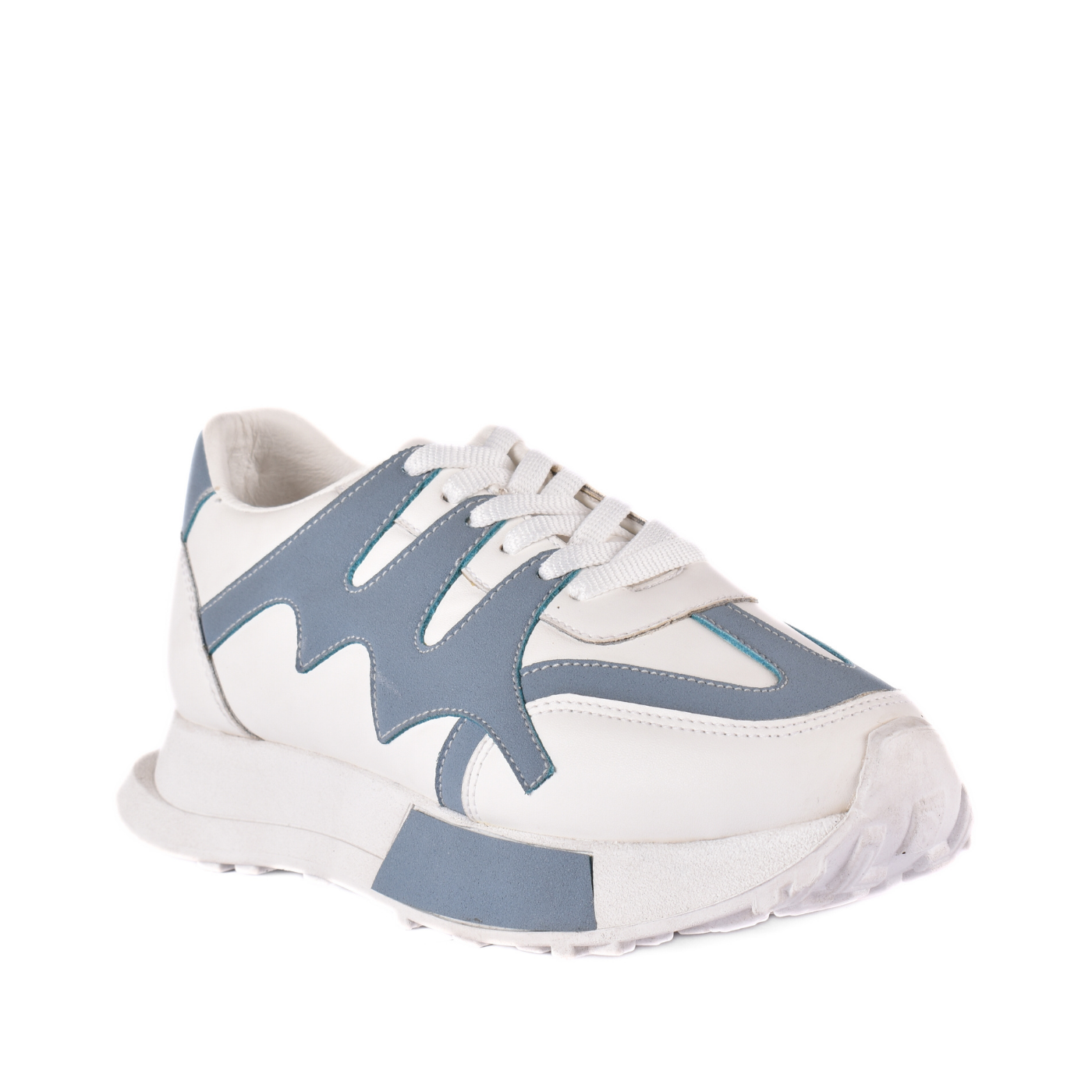 Fashionable Sneaker With Trims Melouk