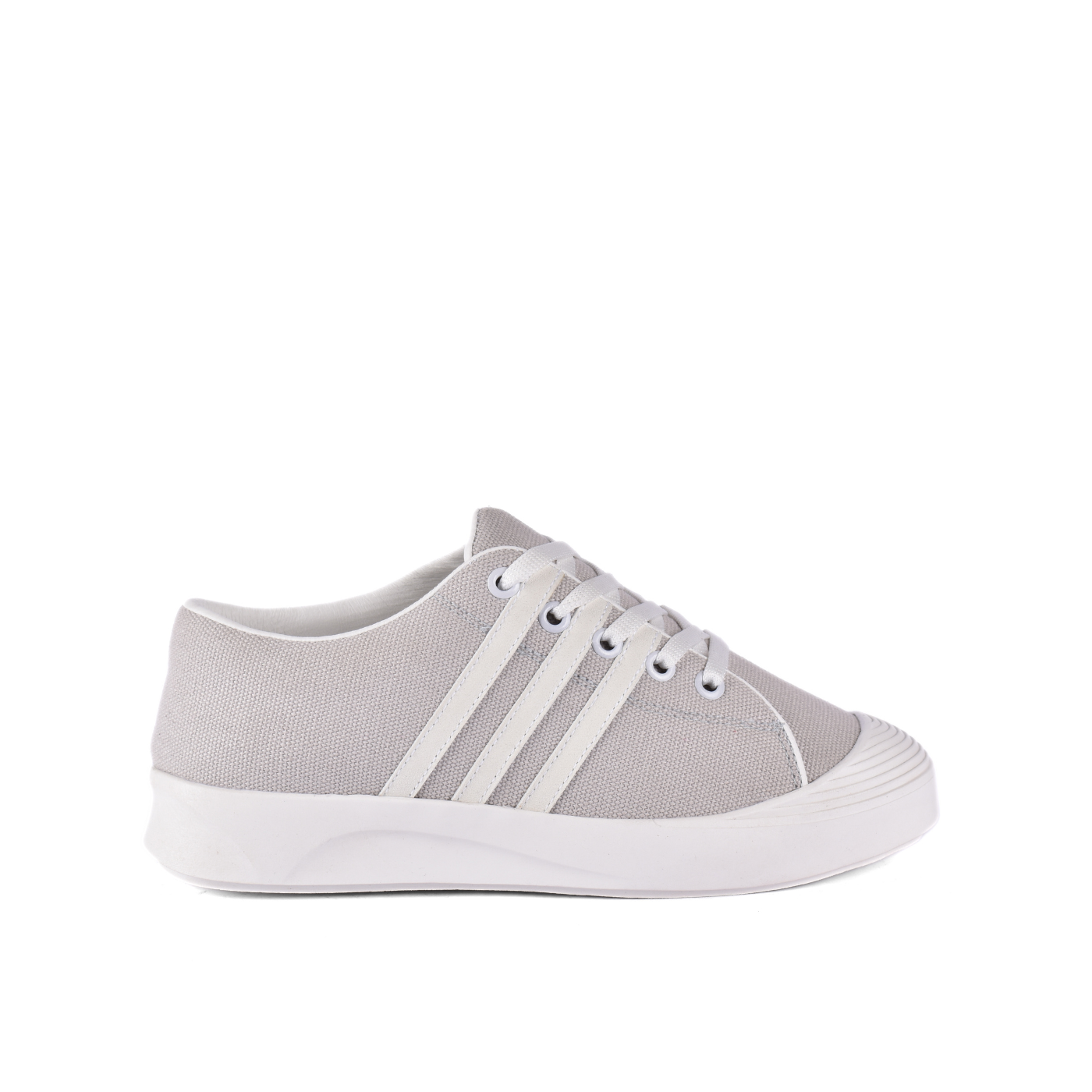 Fashionable Sneaker With Trims Melouk