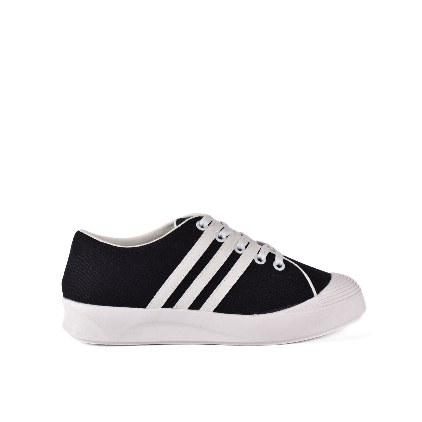 Fashionable Sneaker With Trims Melouk