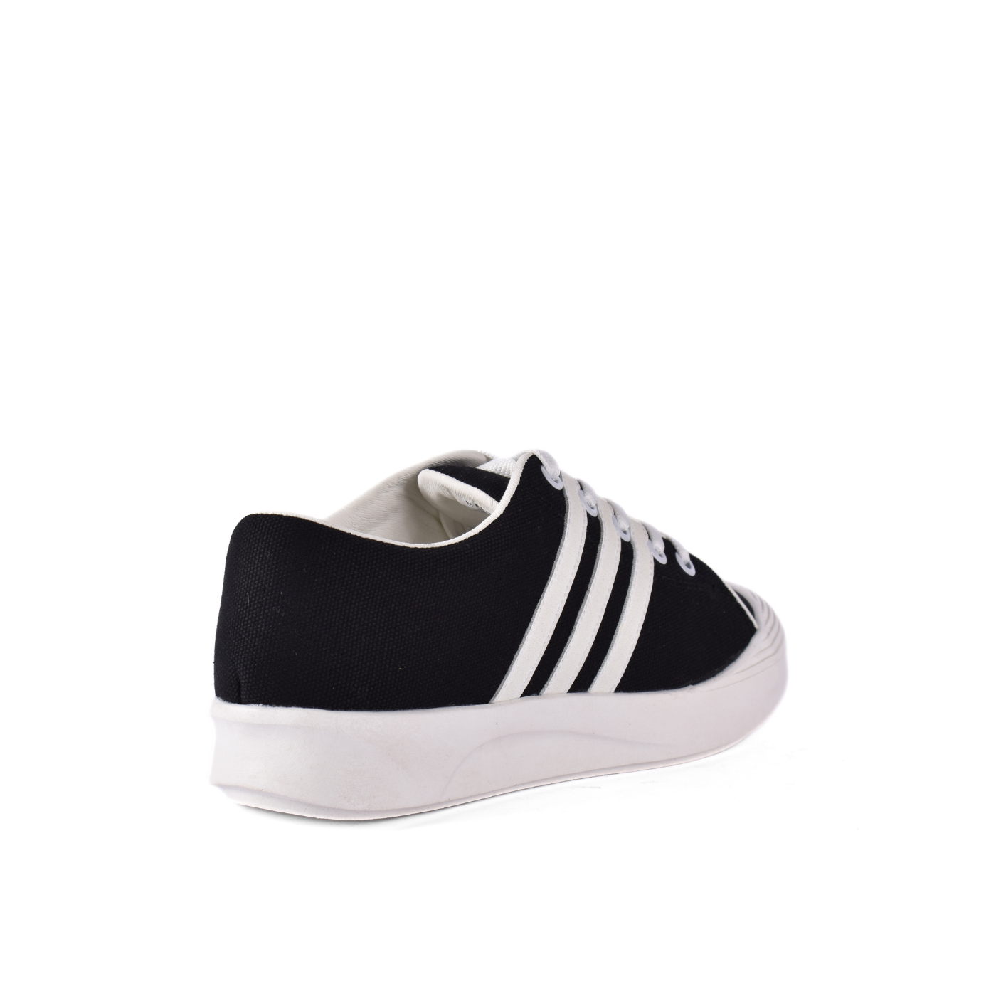 Fashionable Sneaker With Trims Melouk